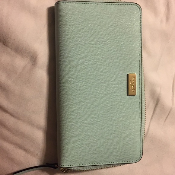 Kate Spade Wallet - Picture 3 of 4